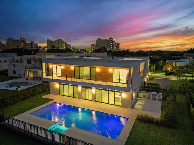 16722 S Botaniko Drive, Weston, FL 33326