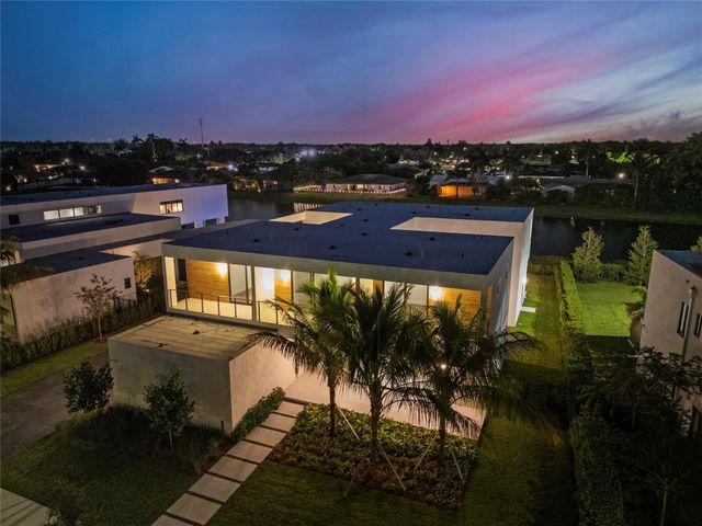 16722 S Botaniko Drive, Weston, FL 33326