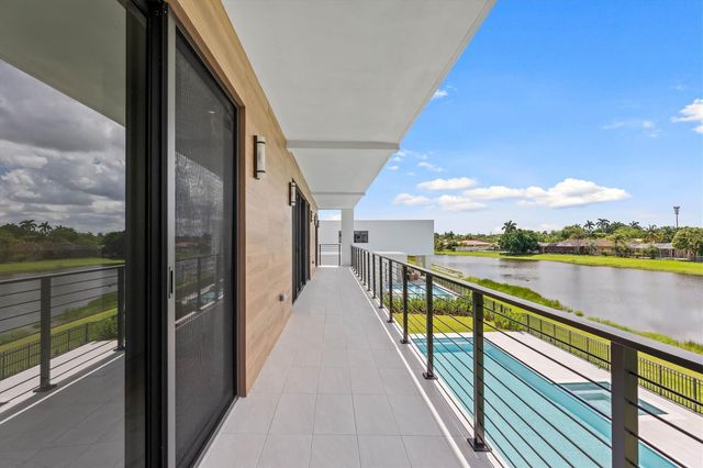 16722 S Botaniko Drive, Weston, FL 33326