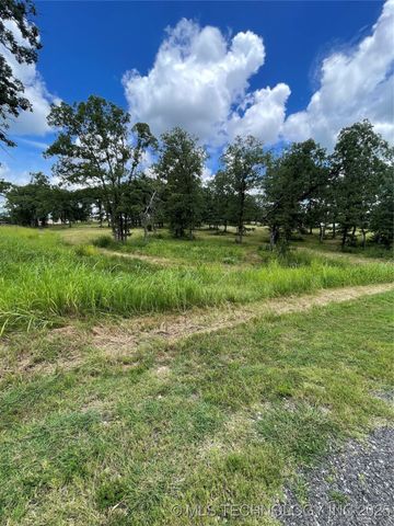 7 E Scissortail Road, Sulphur, OK 73086