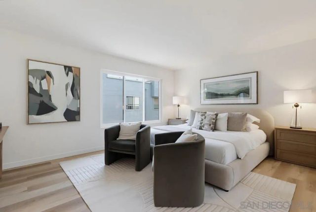 857 America Way, Del Mar, CA 92014
