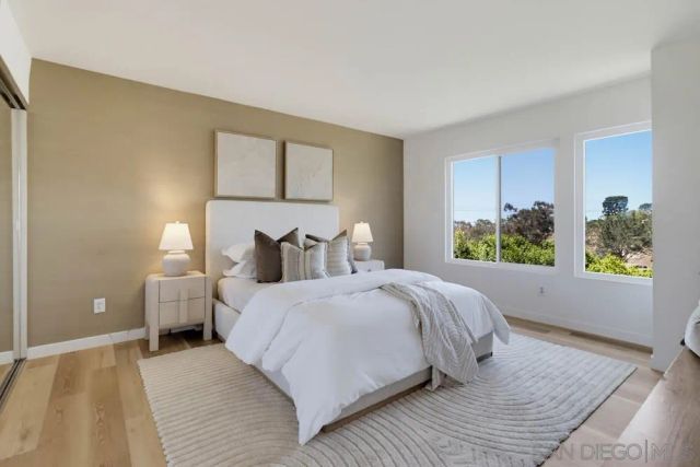 857 America Way, Del Mar, CA 92014