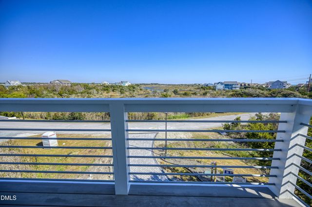 6 Cape Lane, North Topsail Beach, NC 28460