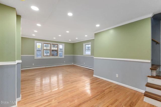 1513 Broadway, Schenectady, NY 12306