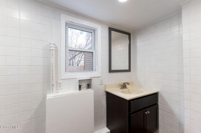 1513 Broadway, Schenectady, NY 12306