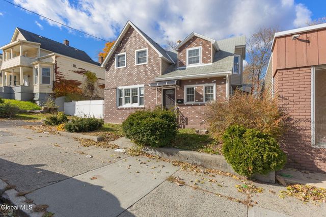 1513 Broadway, Schenectady, NY 12306