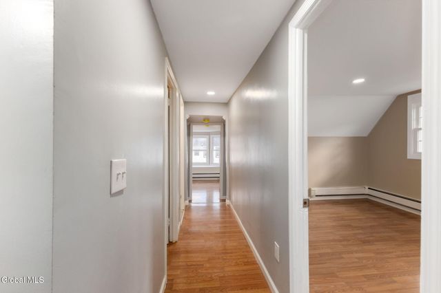 1513 Broadway, Schenectady, NY 12306