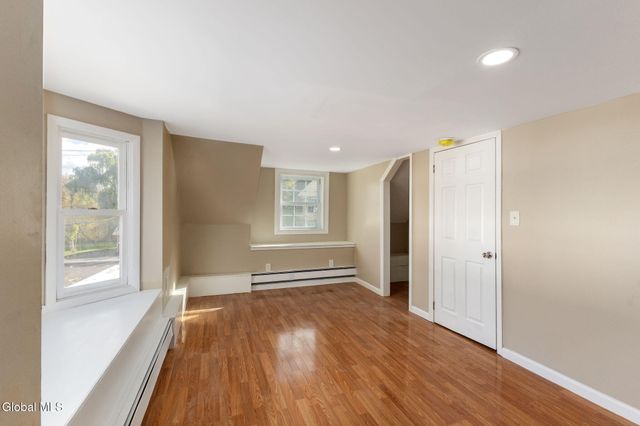 1513 Broadway, Schenectady, NY 12306