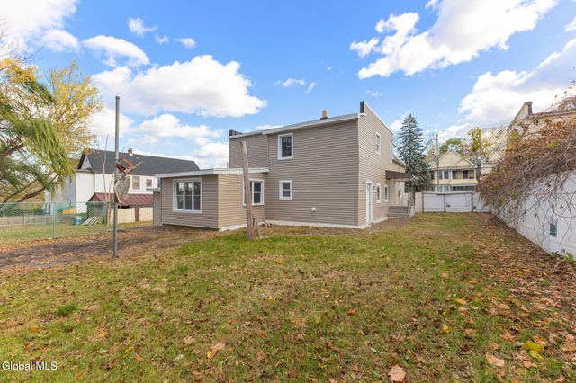 1513 Broadway, Schenectady, NY 12306