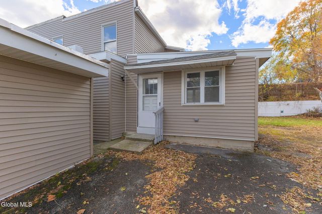 1513 Broadway, Schenectady, NY 12306