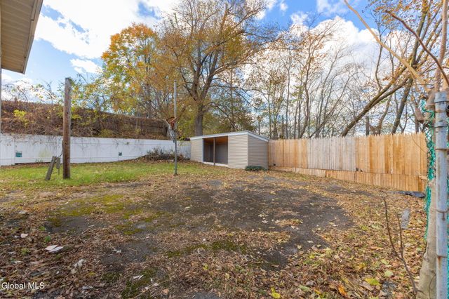 1513 Broadway, Schenectady, NY 12306