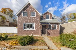 1513 Broadway, Schenectady, NY 12306