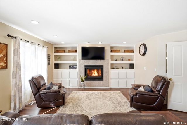 7700 Berry Circle, Anchorage, AK 99502