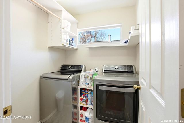 7700 Berry Circle, Anchorage, AK 99502