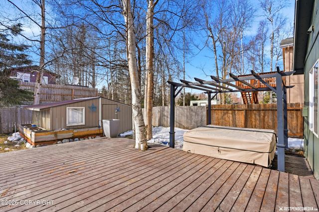 7700 Berry Circle, Anchorage, AK 99502