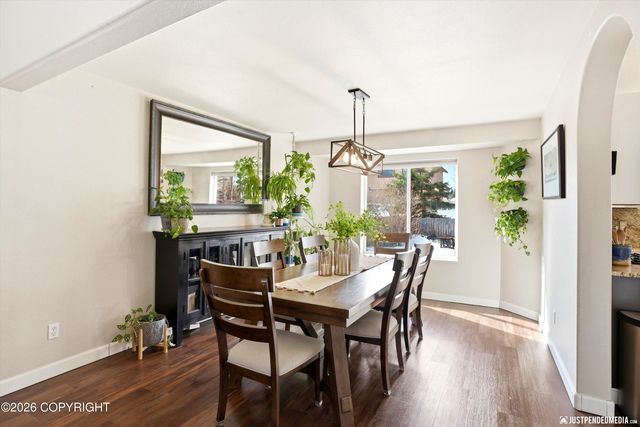 7700 Berry Circle, Anchorage, AK 99502