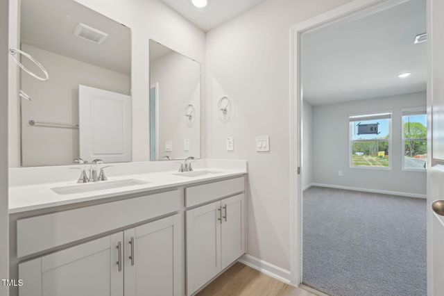 730 Chandler Stone Drive, Zebulon, NC 27597