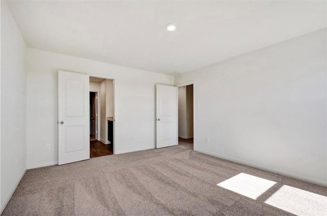 313 Riverdale DR, Jarrell, TX 76537