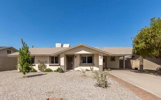 222 W IVYGLEN Street, Mesa, AZ 85201