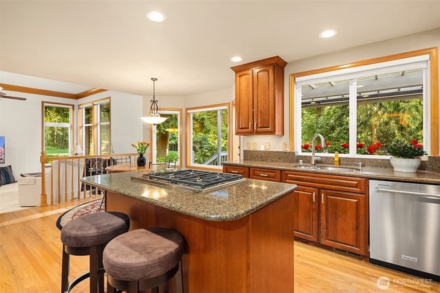 12812 60th Avenue W, Mukilteo, WA 98275