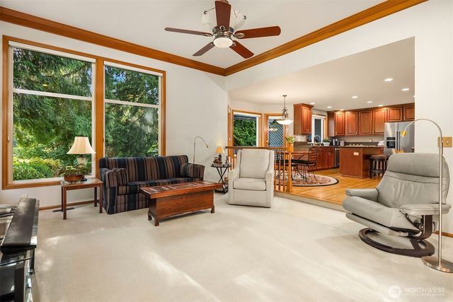 12812 60th Avenue W, Mukilteo, WA 98275