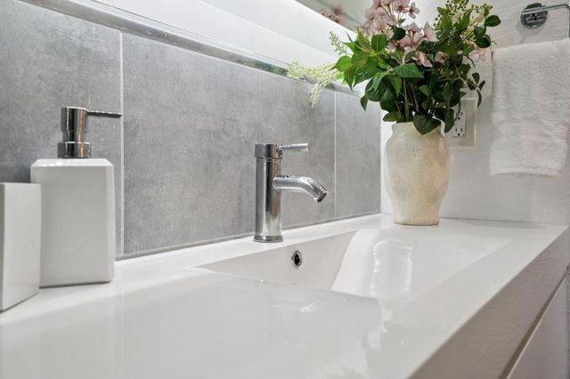 3033 Los Prados Street 229, San Mateo, CA 94403