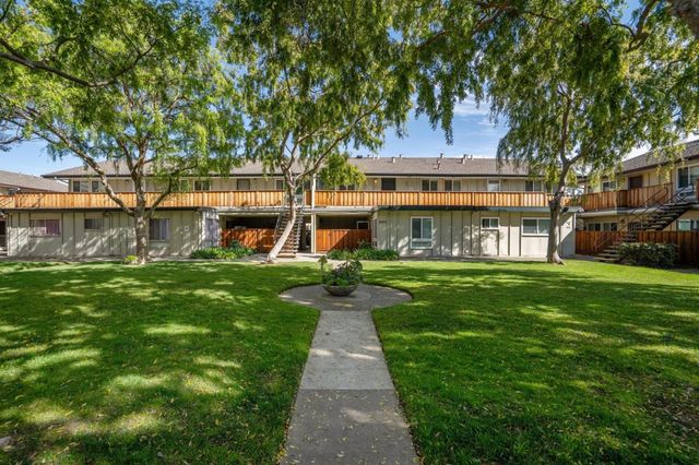 3033 Los Prados Street 229, San Mateo, CA 94403