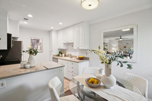 3033 Los Prados Street 229, San Mateo, CA 94403