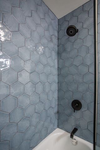 916 E 168th Street, South Holland, IL 60473