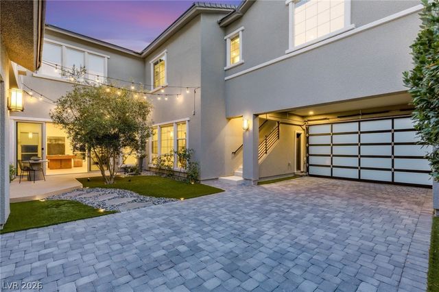 2916 The Peaks Lane, Las Vegas, NV 89138