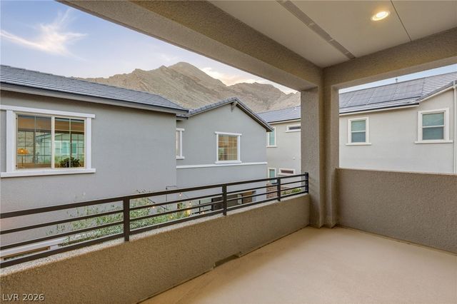 2916 The Peaks Lane, Las Vegas, NV 89138
