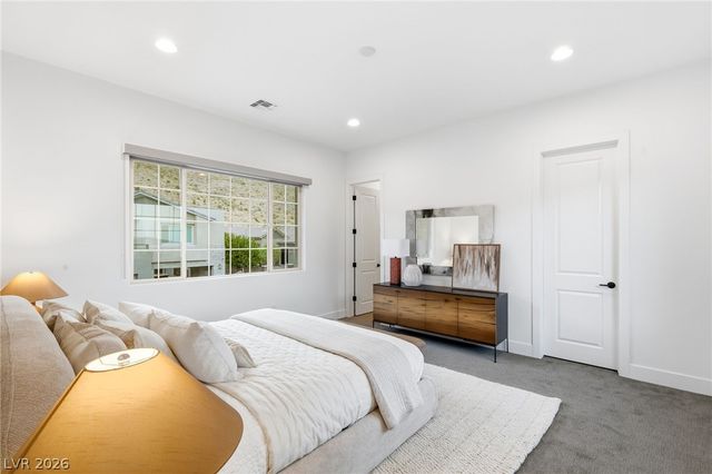 2916 The Peaks Lane, Las Vegas, NV 89138
