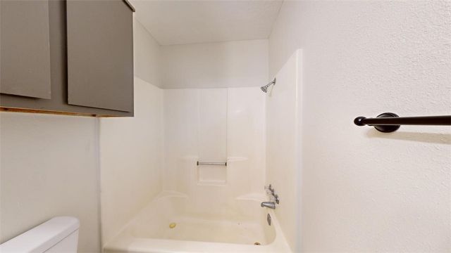 725 Peppertree Drive 25, Bryan, TX 77801