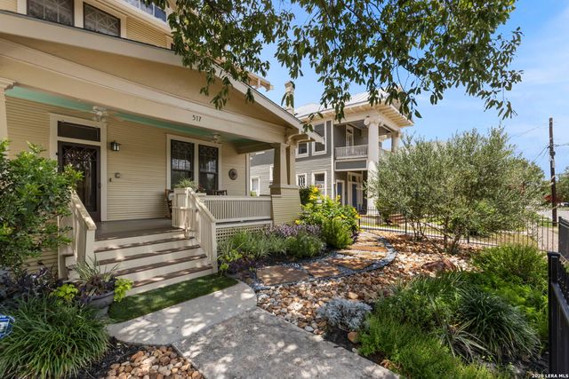 517 E PARK AVE, San Antonio, TX 78212