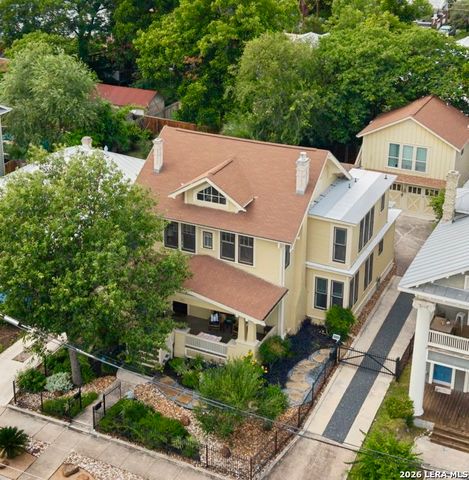 517 E PARK AVE, San Antonio, TX 78212