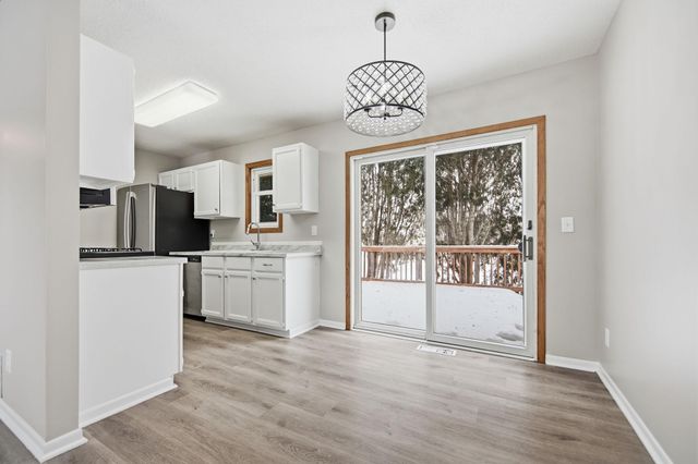 1703 Nokia Way, Eagan, MN 55122