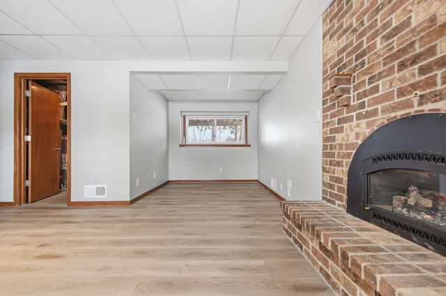 1703 Nokia Way, Eagan, MN 55122