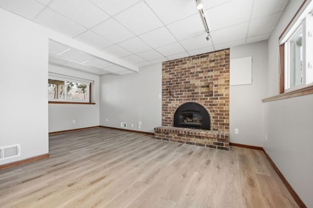 1703 Nokia Way, Eagan, MN 55122