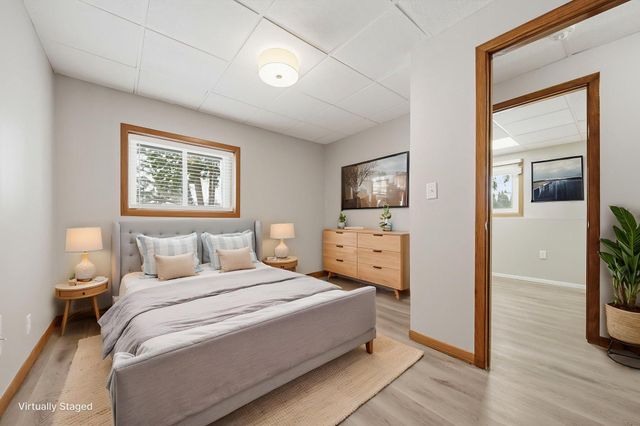 1703 Nokia Way, Eagan, MN 55122