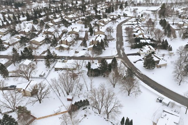 1703 Nokia Way, Eagan, MN 55122