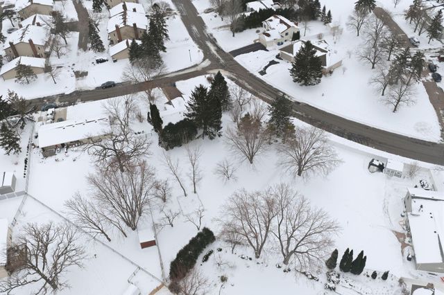 1703 Nokia Way, Eagan, MN 55122