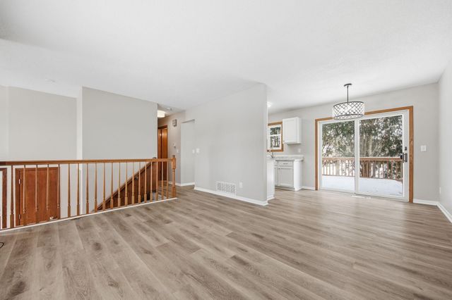 1703 Nokia Way, Eagan, MN 55122