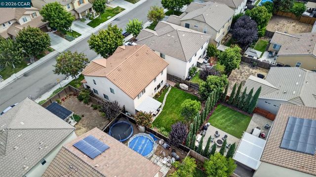 328 Silver Bell Way, Oakley, CA 94561