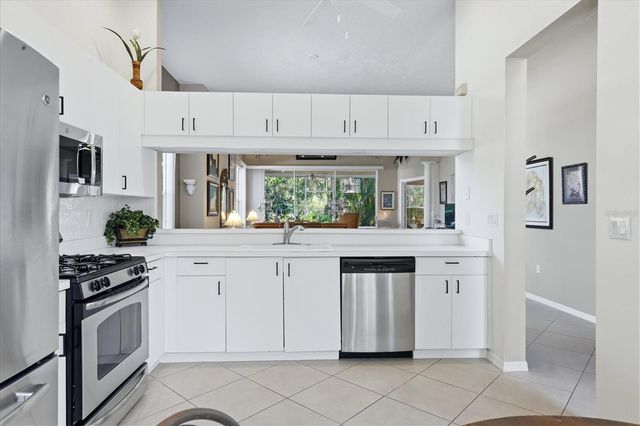 7630 WHITEBRIDGE GLEN, University Park, FL 34201
