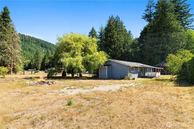 46624 Giles Road, Darrington, WA 98241