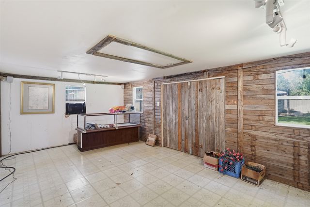 1119 Trace Road, Cleburne, TX 76033