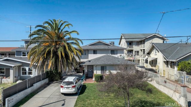 8807 Canby Ave, Northridge, CA 91325