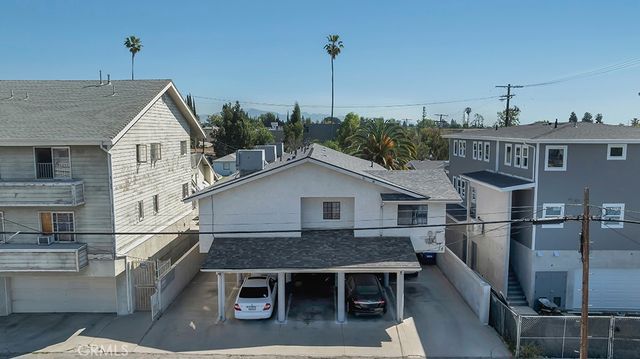 8807 Canby Ave, Northridge, CA 91325