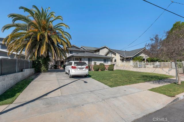 8807 Canby Ave, Northridge, CA 91325