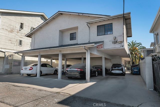 8807 Canby Ave, Northridge, CA 91325